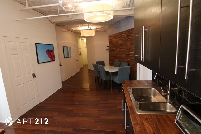 Building Photo - 50 Delancey St