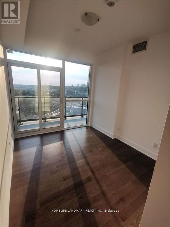 Photo du bâtiment - 181 Bedford Rd