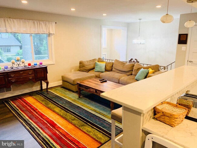 Foto del edificio - 5807 Maiden Ln
