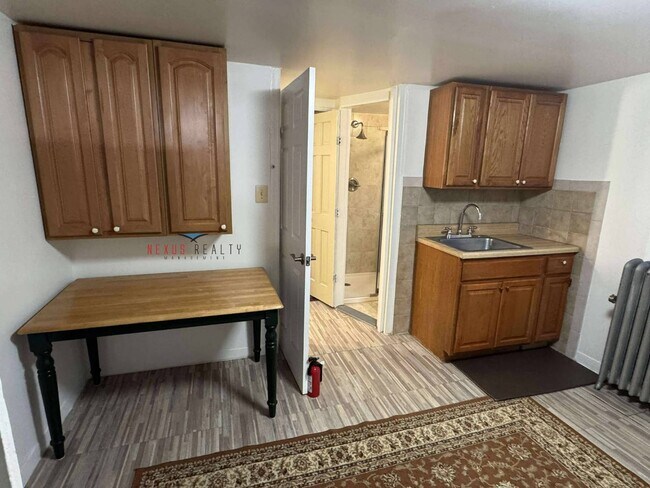 Foto del edificio - 21-16 73rd St