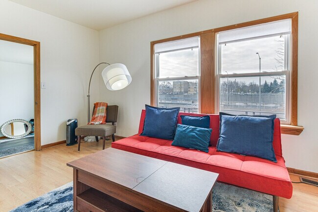 Foto del edificio - 927 Flournoy St