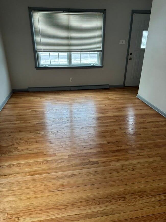 Building Photo - 5054 N 58th St