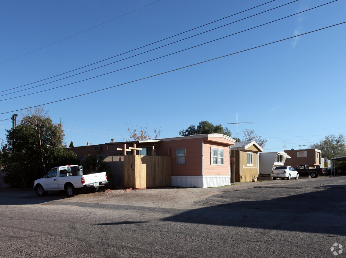 Primary Photo - Skyline Vista Mobile Homes Park