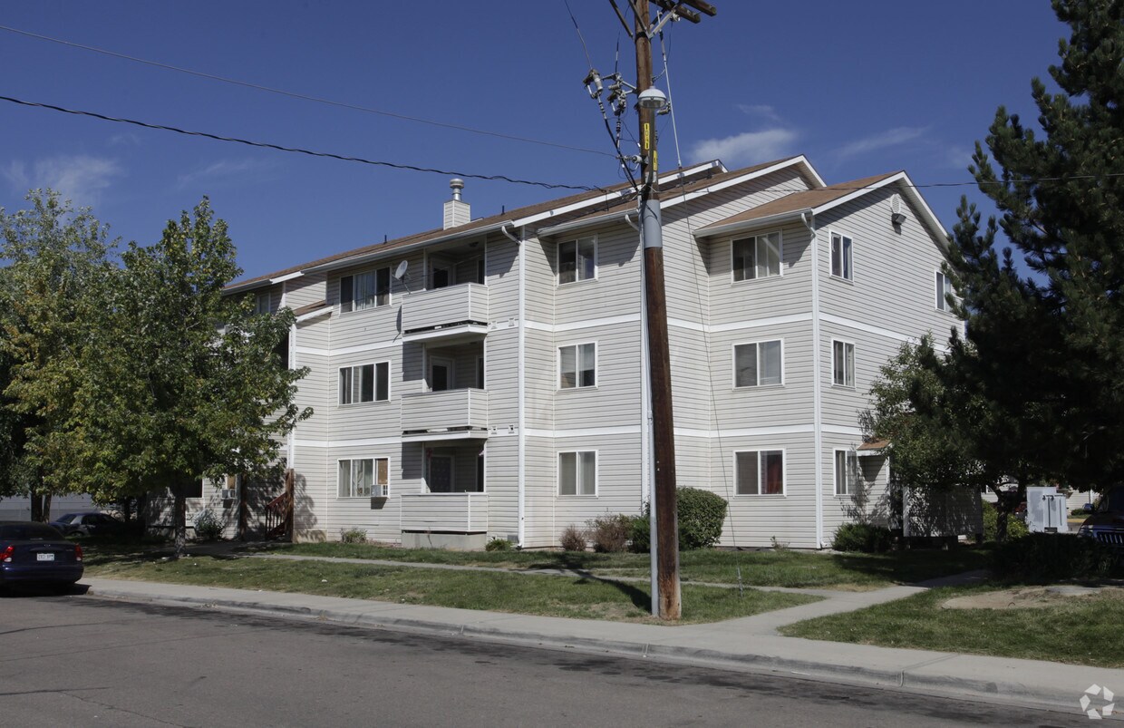 Briarwood Apartments Apartments in Longmont, CO