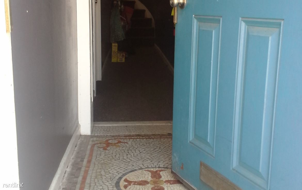 Foto principal - 1132 Mount Vernon St
