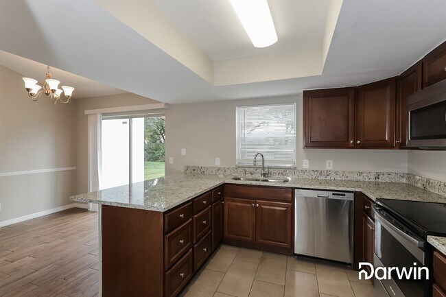 Building Photo - 1657 Palm Leaf Dr