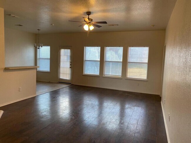 Foto del edificio - 8645 Arcadia Park Dr