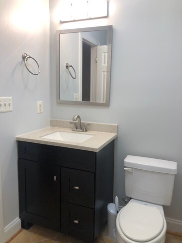 Foto del edificio - 3417 Holmead Pl NW