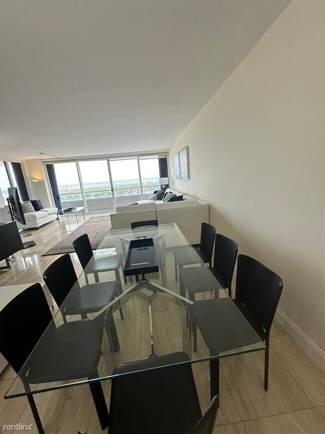 Foto del edificio - 3 br, 2.5 bath Condo - 525 S Flagler Dr Ap...