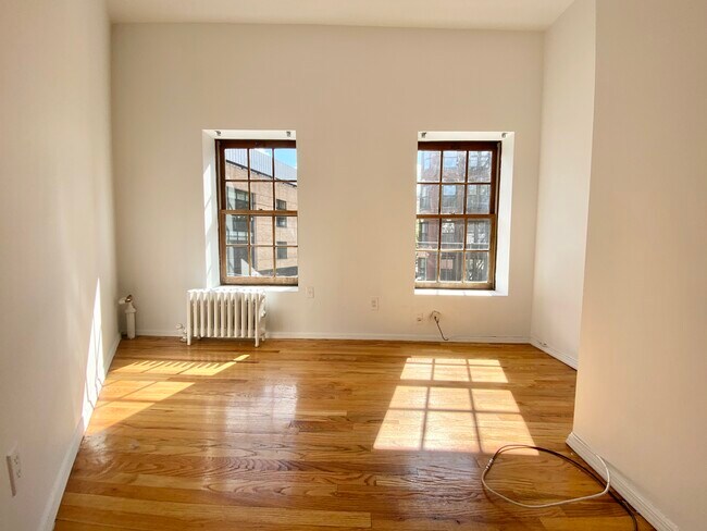 Foto del edificio - 90-92 Greenwich Avenue