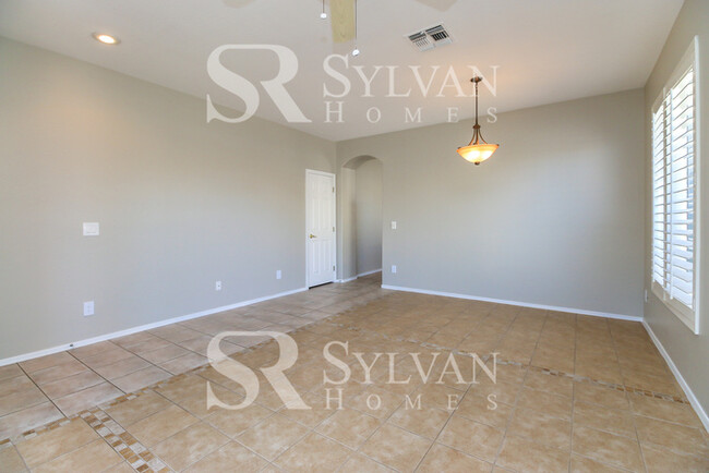Building Photo - Lease today! No extra charge for contentme...