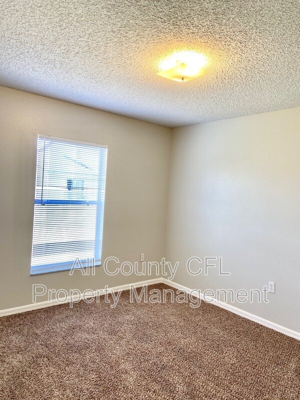 Foto del edificio - 715 Lucaya Dr