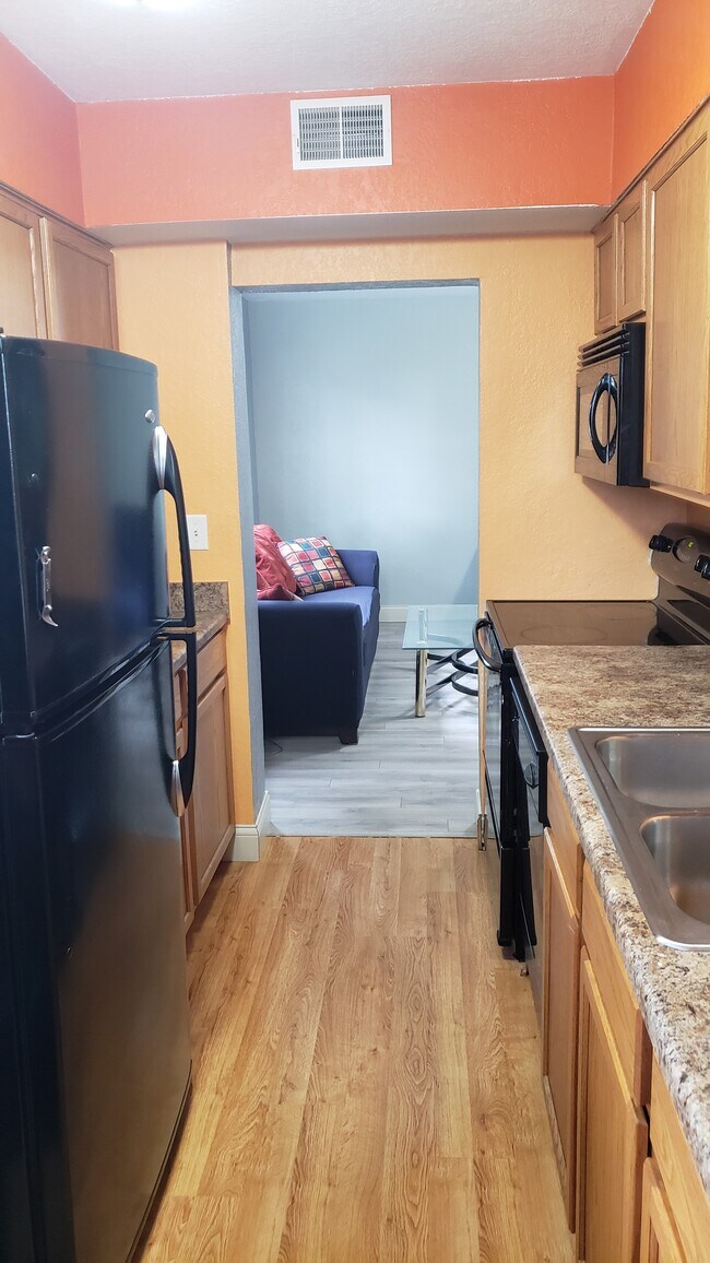 Interior - 500 Grandview Ct.