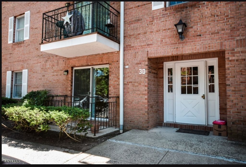 30 John St Unit 1A, Bloomfield, NJ 07003 Condo for Rent in Bloomfield