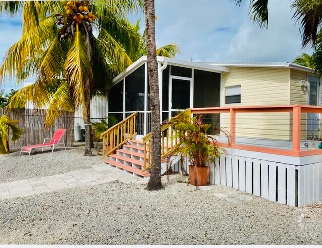Building Photo - 27954 Tarpon Terrace