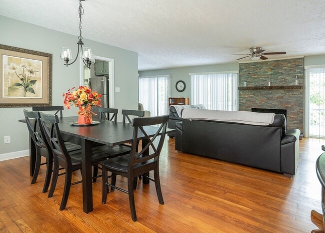 Foto del edificio - Long-Term/Mid-Term/Short-Term rental, Foxc...