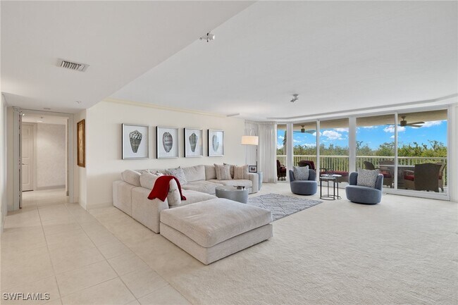 Foto del edificio - 6849 Grenadier Blvd