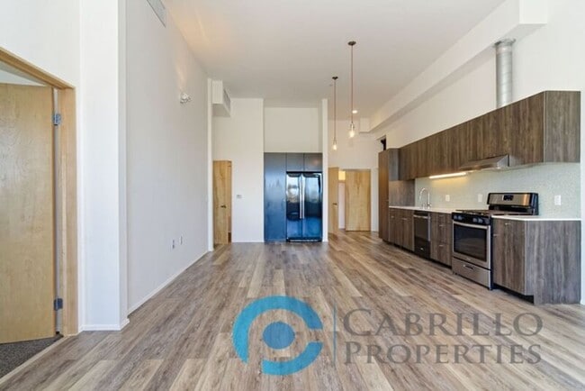 Foto del edificio - 2870 Fourth Ave