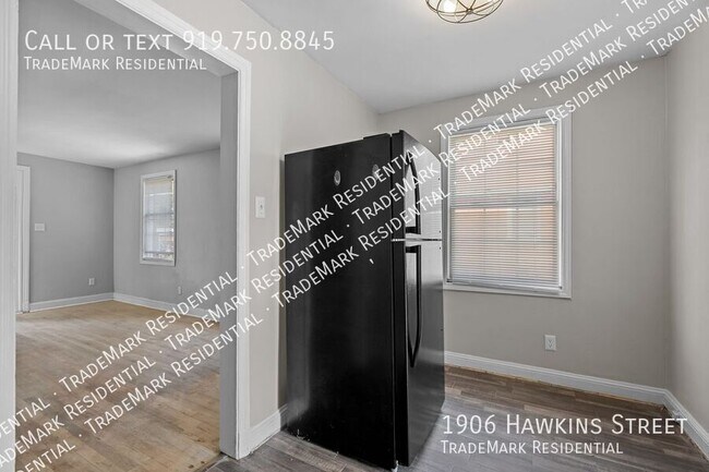 Foto del edificio - 1906 Hawkins St