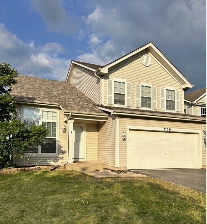 Foto principal - 22034 W Lakeland Trail