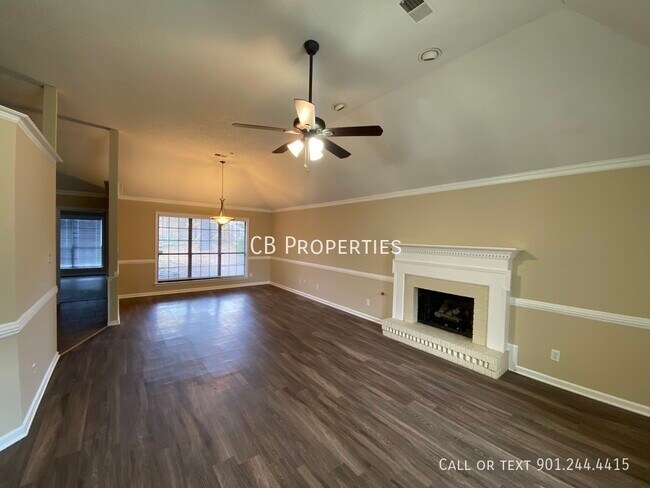 Building Photo - Cordova Home with Hardwood Floors