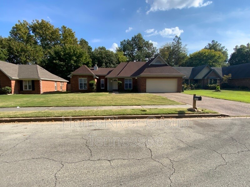 6663 Winding Birch Dr, Memphis, TN 38115 House Rental in Memphis, TN