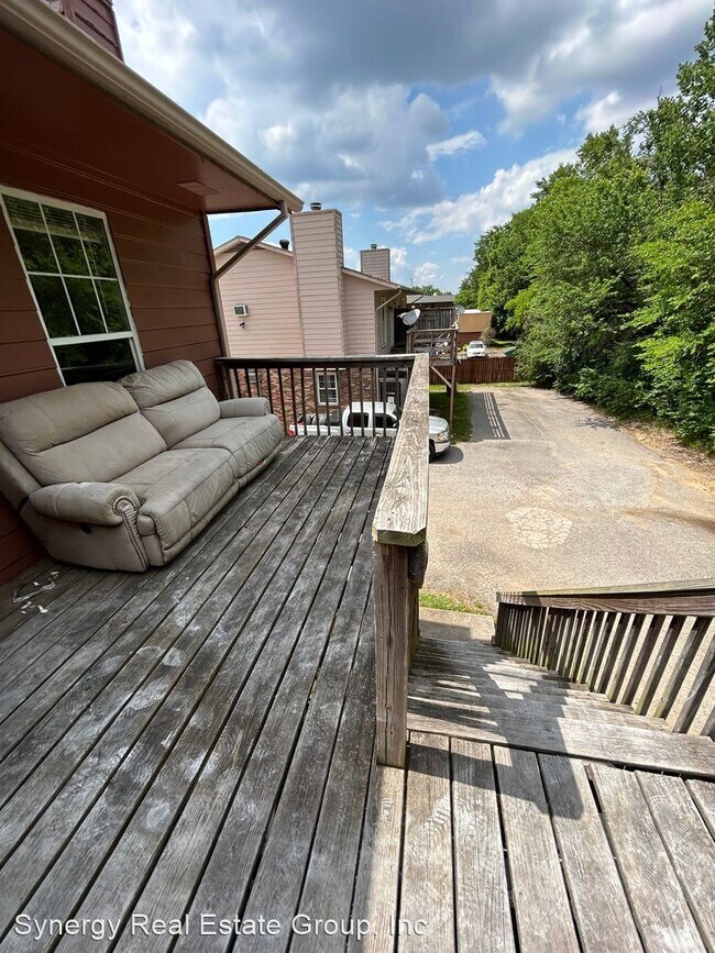 Building Photo - 1 br, 1 bath House - 5112 Linbar Drive