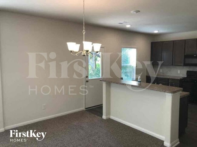 Building Photo - 6630 Blimp Base Blvd