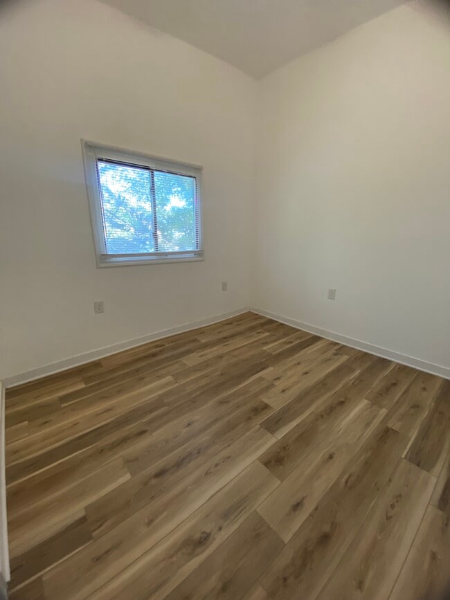 Foto del edificio - 2717 Slevin St