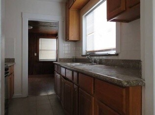 Building Photo - 1715 82nd Ave