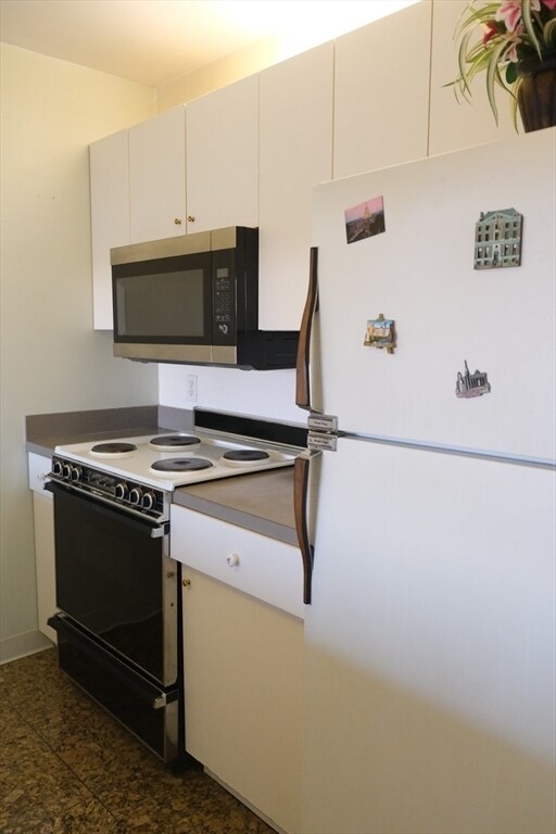 Building Photo - 100 W Squantum St