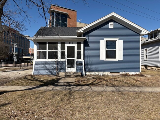 Building Photo - 110 W Phoenix Ave