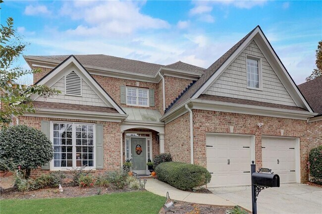 Building Photo - 6355 Glen Oaks Ln NE