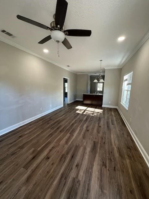 Building Photo - 7010 Catalina Dr