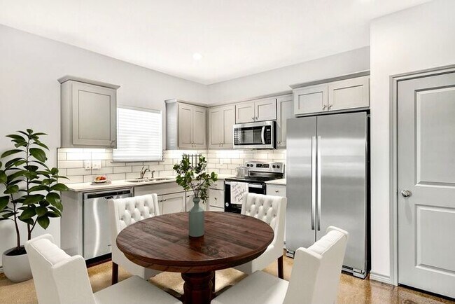 Building Photo - 1/2 Off Your First Full Months Rent - VACANT UNITS ONLY Luxury 3 Bedroom 2.5 Bath Townhome in Bul...