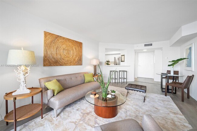 Foto del edificio - 1900 Sunset Harbour Dr