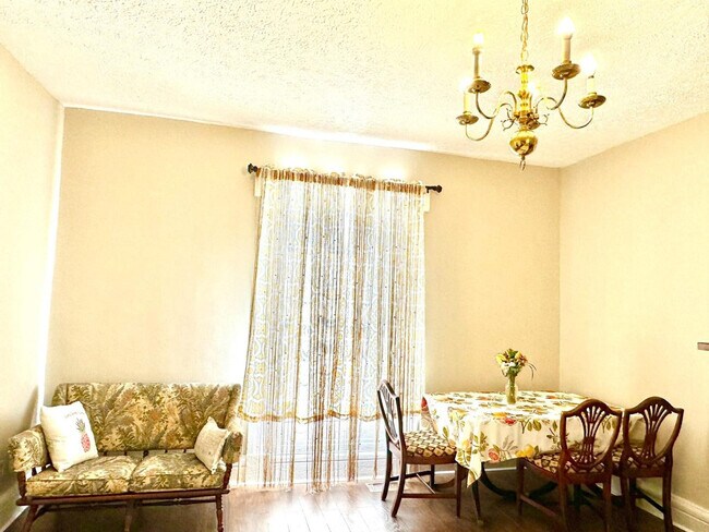 Foto del edificio - 1018 Wise St