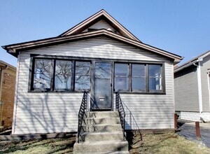 Front of the Home - 5524 N Mont Clare Ave