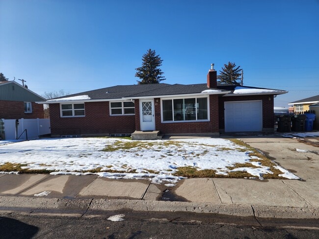 Building Photo - 85 Princeton Ave