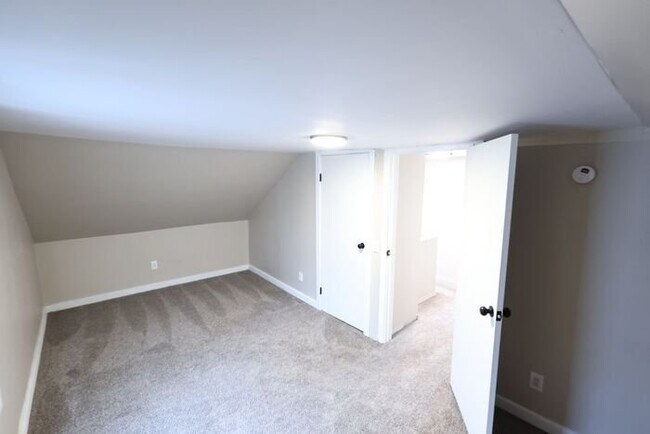 Foto del edificio - 1455 Woodbirch Ave