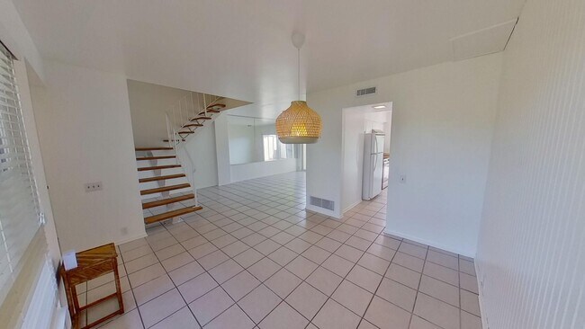 Building Photo - Coming soon! Renovated 3 Bedroom, 2.5 Bath...
