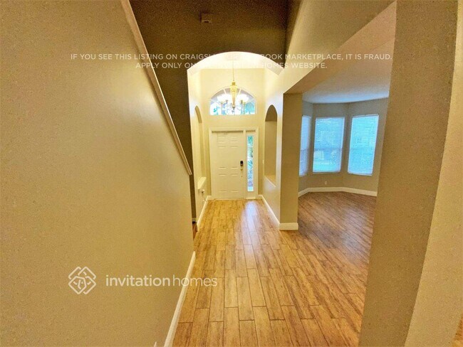 Foto del edificio - 15701 Bent Creek Rd