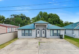 Building Photo - 3723 Putnam Dr