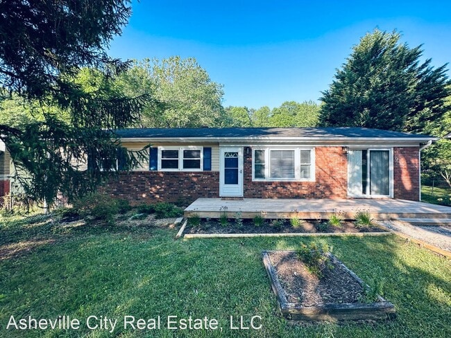 Building Photo - 3 br, 2 bath House - 49 Cub Road