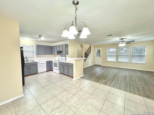 Foto del edificio - AVAILABLE NOW! 3BED/2.5 BATH House for ren...