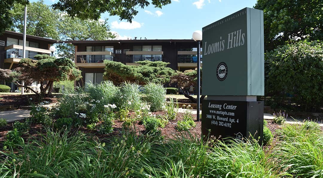 Loomis Hills 4057 S 35th St Greenfield, WI Apartments for Rent in Greenfield