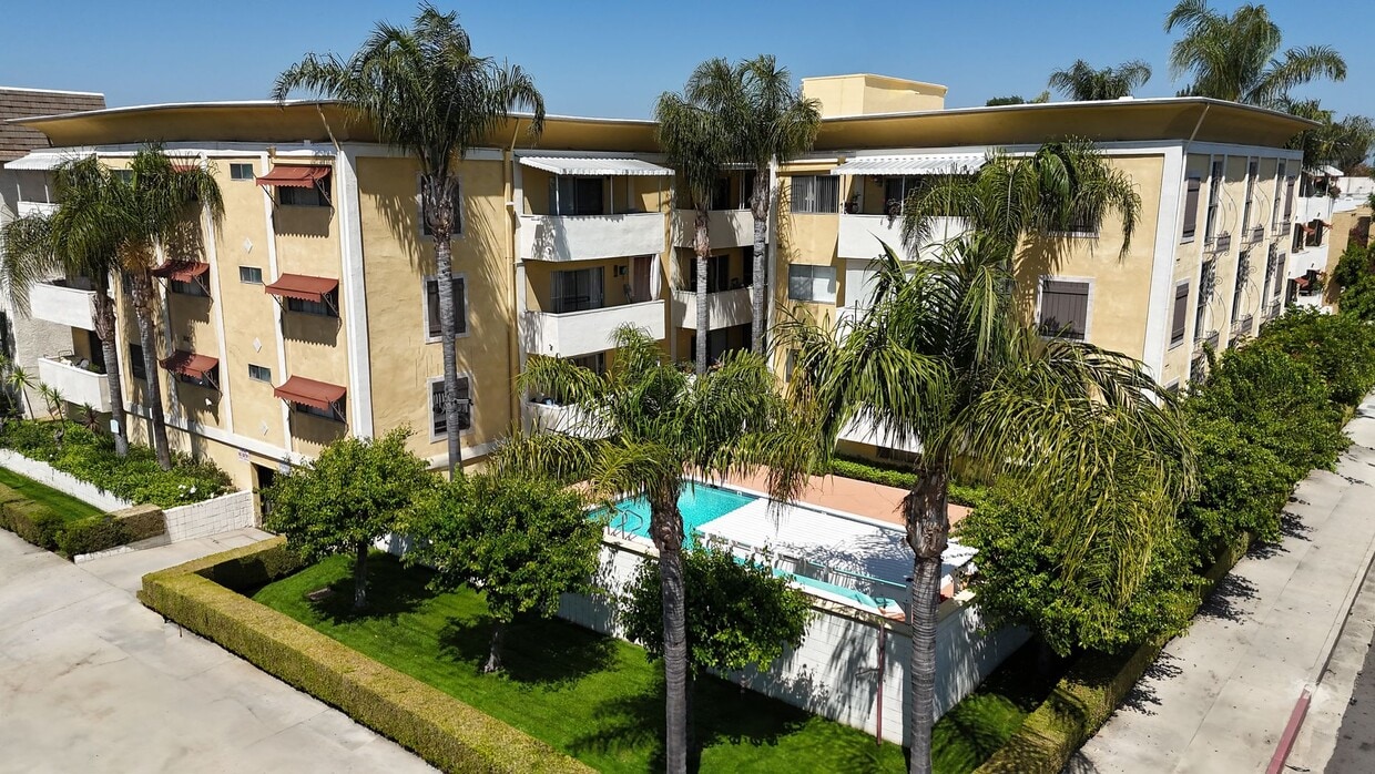 Primary Photo - Margate Apartments