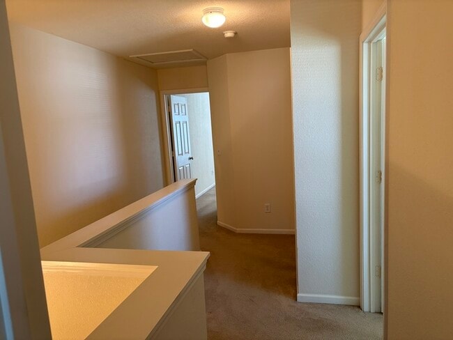 Building Photo - 845 Woodside Creek Dr