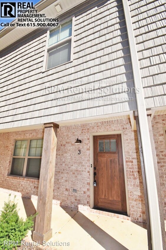 Primary Photo - 2507 E Main St