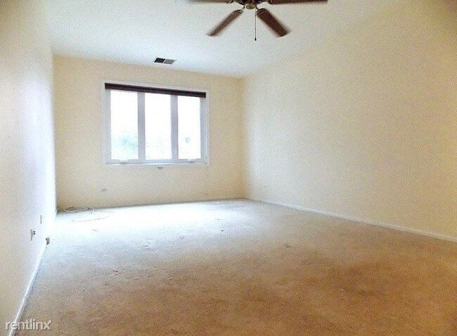 Foto del edificio - 2 br, 2 bath Condo - 901 Hinman Avenue 2C